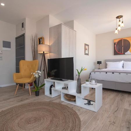 Chrysalis 2 Apartman Kosz Kültér fotó