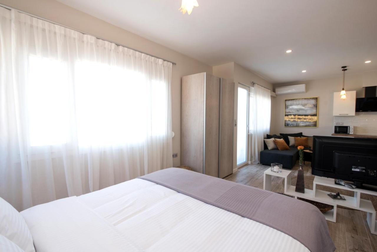 Chrysalis 2 Apartman Kosz Kültér fotó