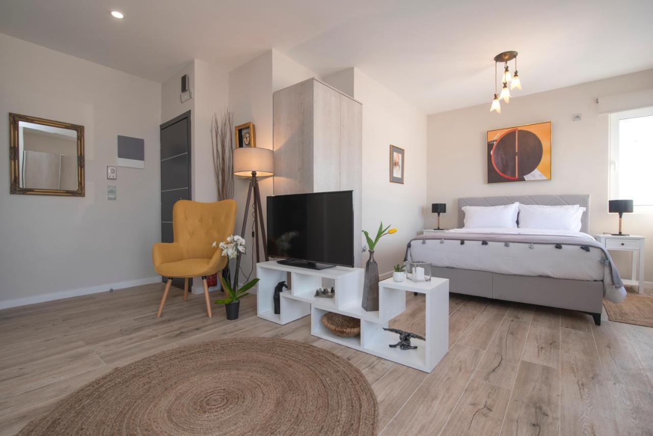 Chrysalis 2 Apartman Kosz Kültér fotó